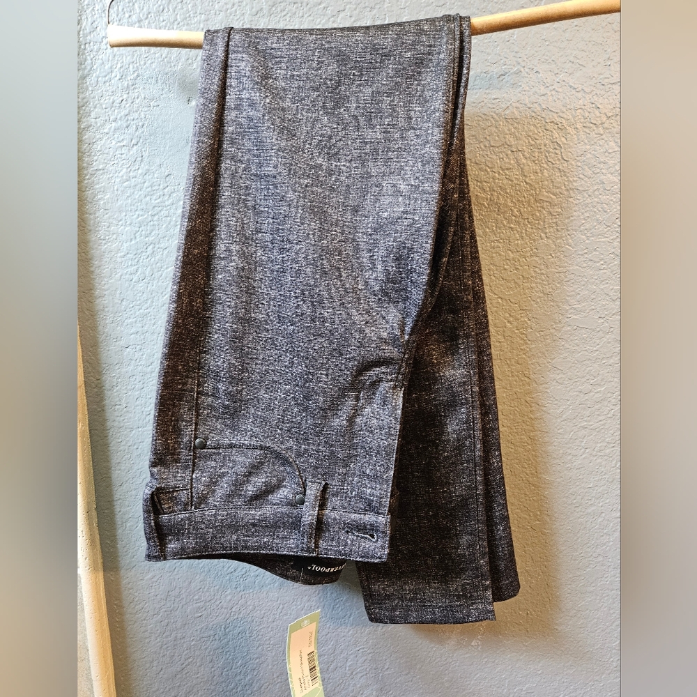 NWT Amelia Skinny Pant, Size 2/26